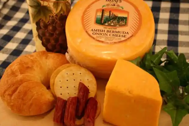 Bermuda Onio Cheese