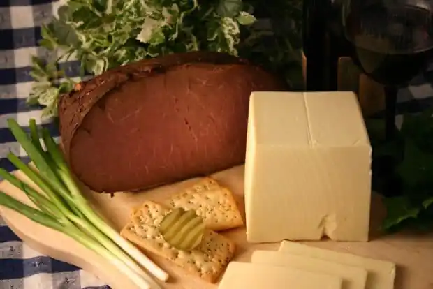 Horseradish Cheese