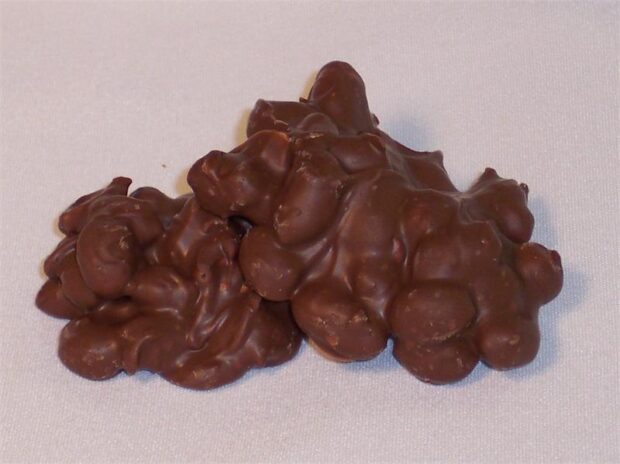 sugar free peanut cluster